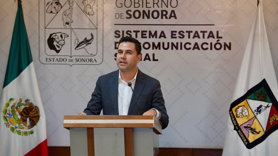 Entregará Instituto de Becas y Crédito Educativo 192 millones de pesos en apoyo a estudiantes universitarios